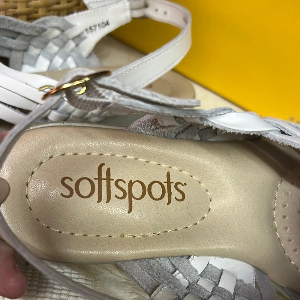 Softspots Women's Classic Huarache White Slingback Sandals - Picture 2 of 6